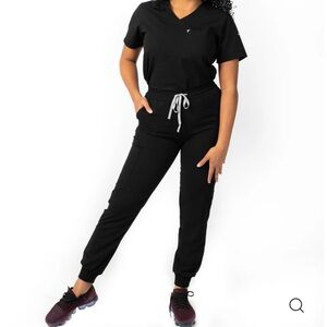 Mims jogger scrubs